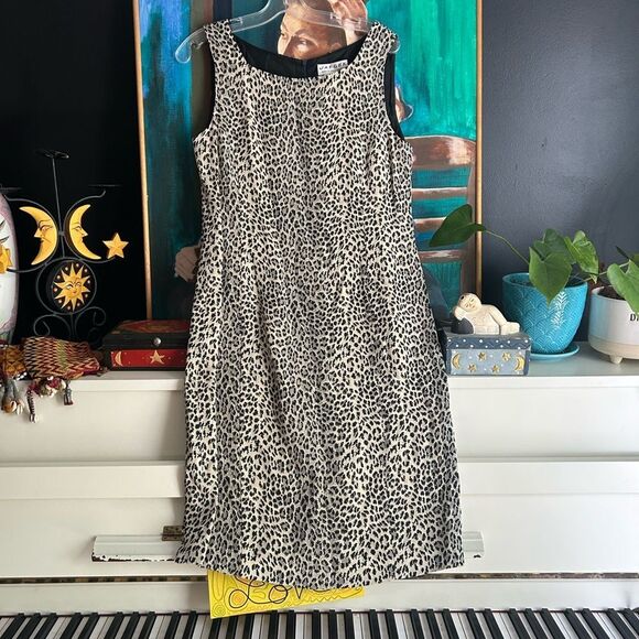 Vintage Jaeger Elegant Leopard Print Midi Dress Size 12 - Picture 1 of 16